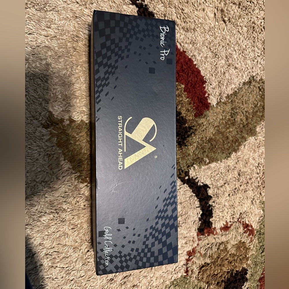 Straight Ahead Beauty Bionic Pro Ceramic Hot Pink